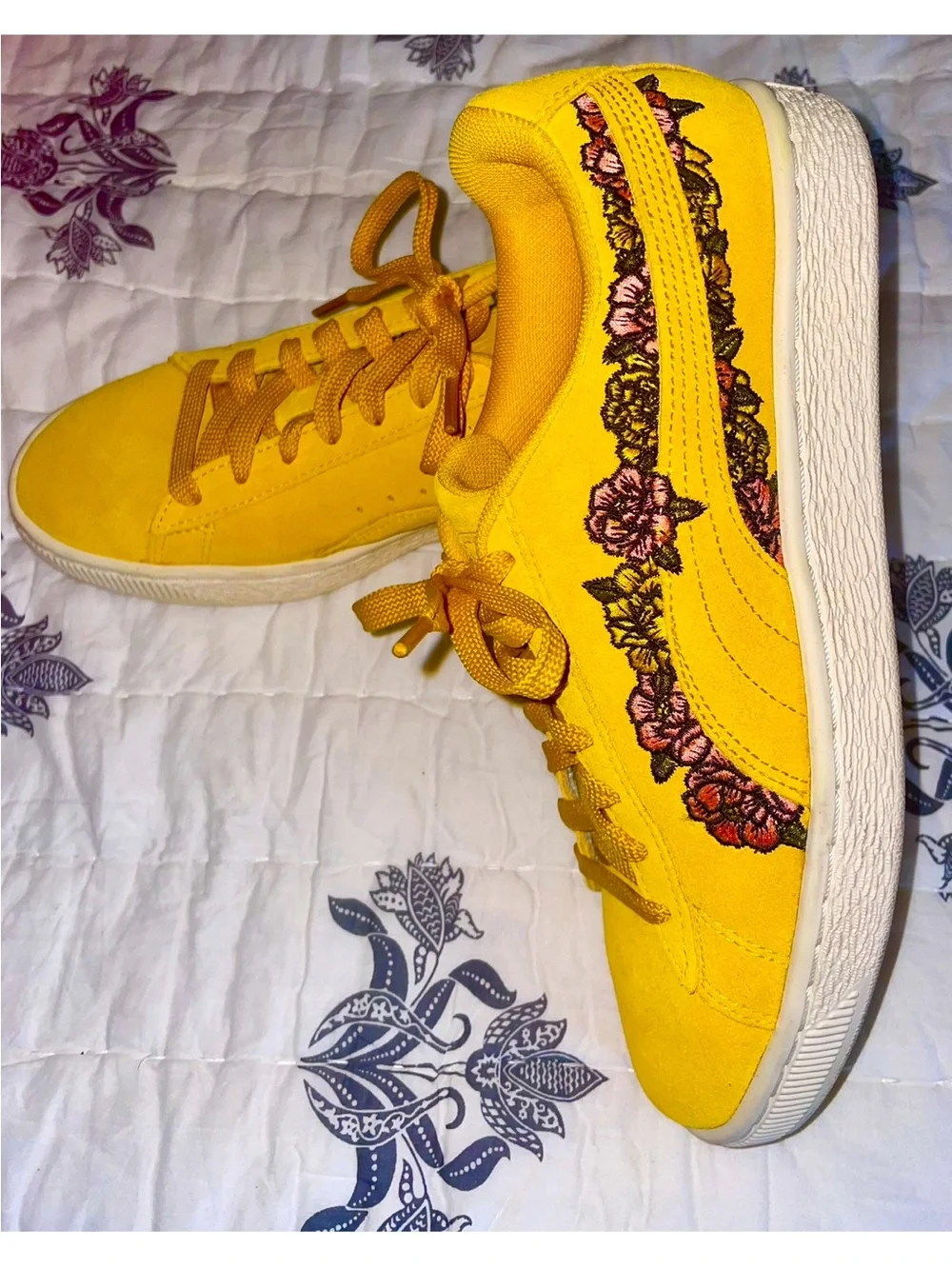 Puma Women’s Yellow Floral Accent Casual Sneakers